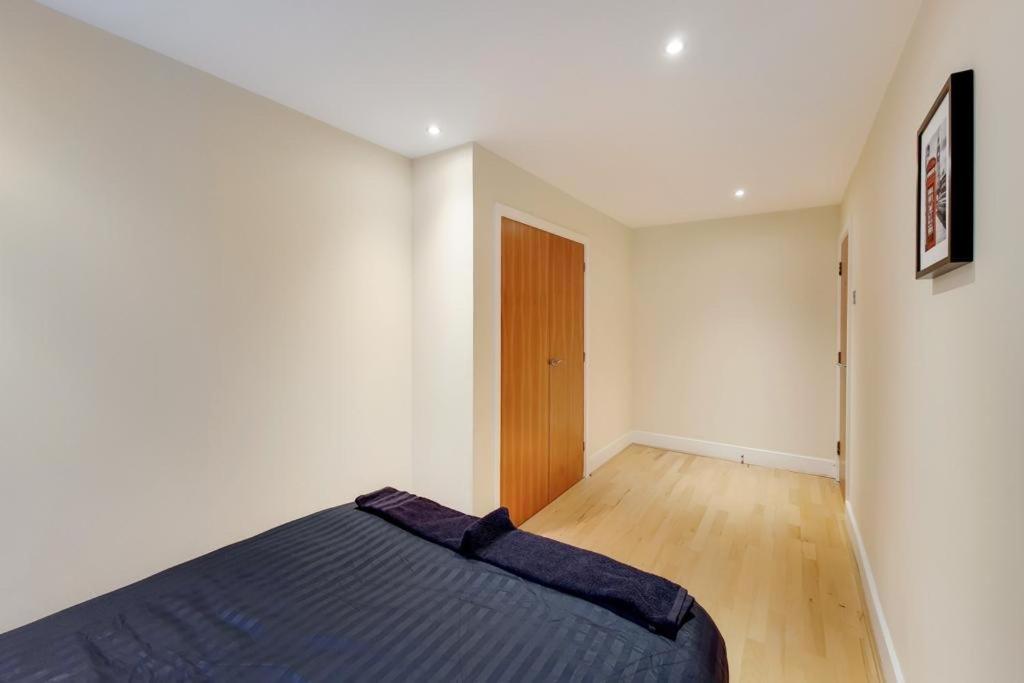 Apartment In The Heart Of Londra Exterior foto